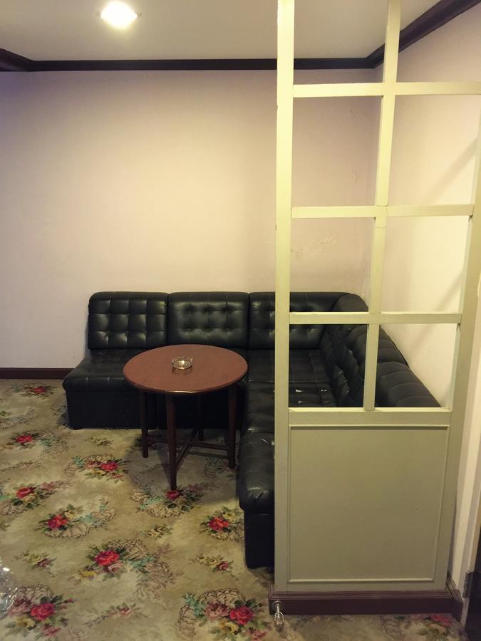 Daeng Plaza Hotel Phuket Zewnętrze zdjęcie